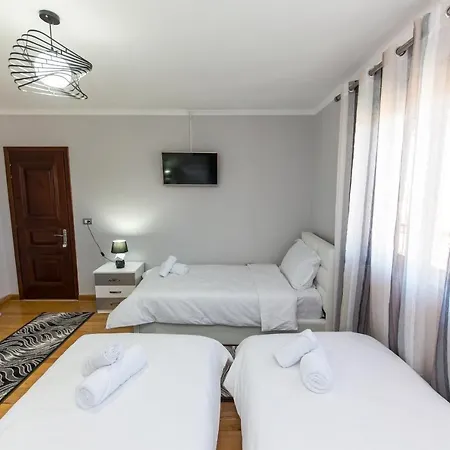بيت ضيافة Bujtina Vila 10 كورتشي