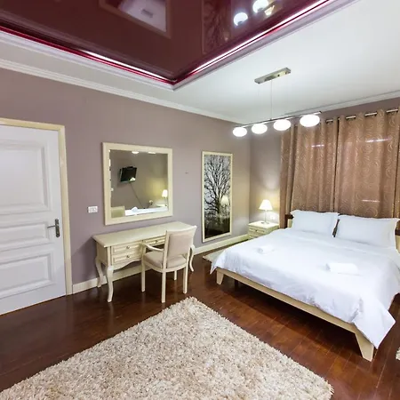 Bujtina Vila 10 *